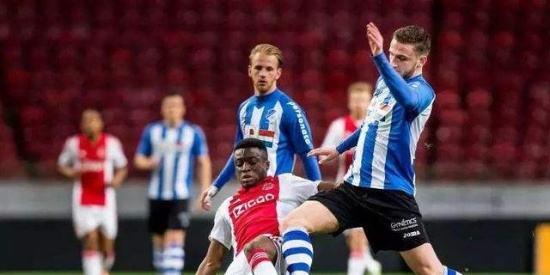 伯恩茅斯比 伯恩茅斯比